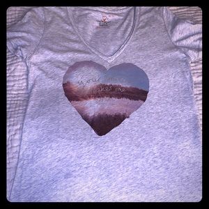 American Eagle shirt